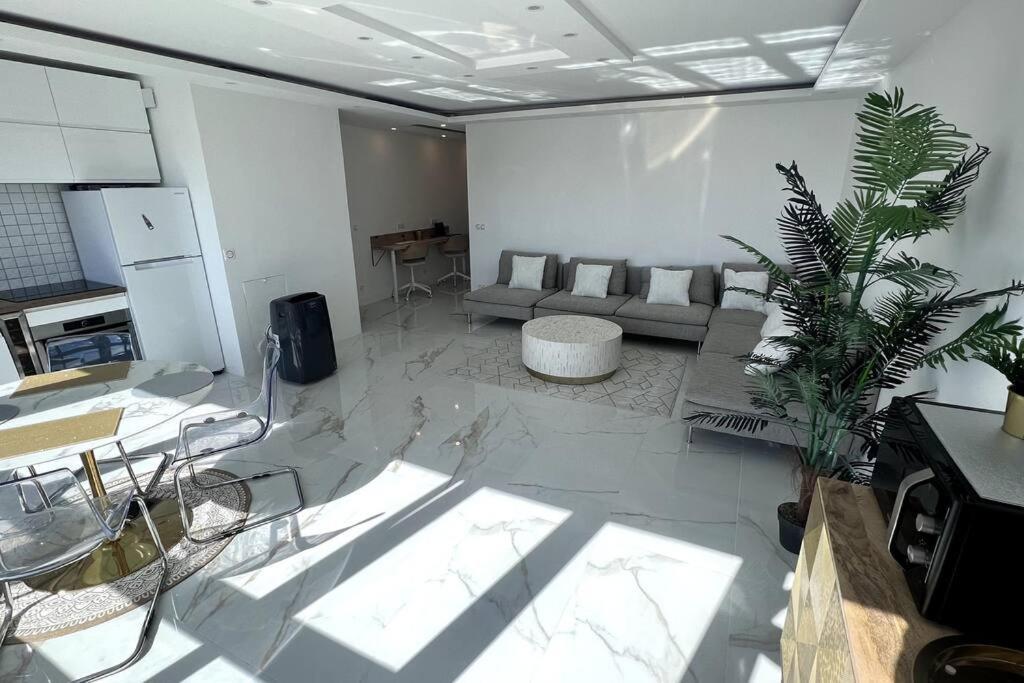 Nice Apartment With Amazing View Of Paris + Parking Eksteriør billede